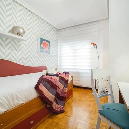 Ezcurdia, Apartament