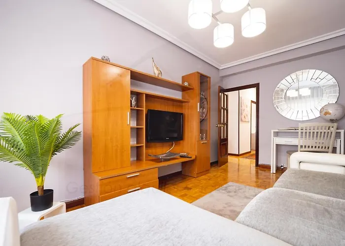 Ezcurdia, Lejlighed *