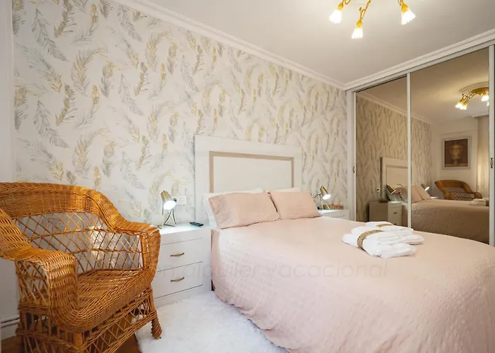 Ezcurdia, * Хихон